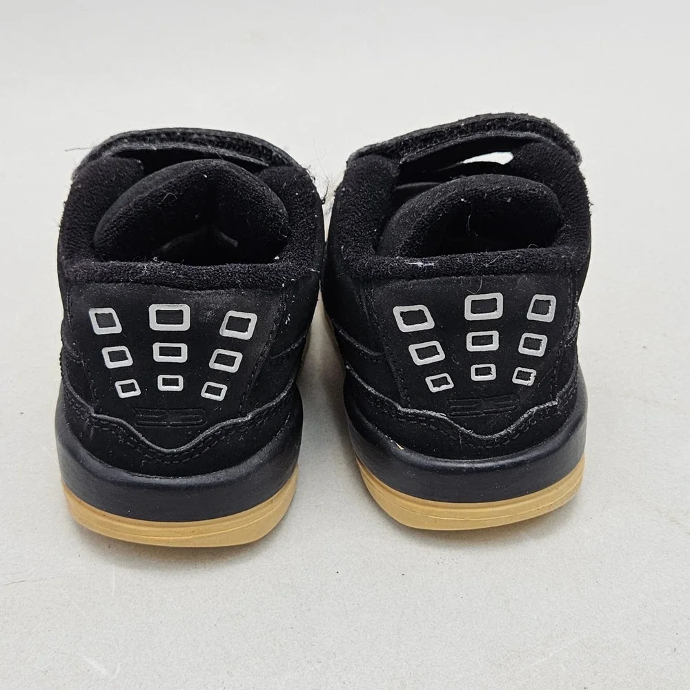 Jordan Flight 23 Toddler Black White Red Sneakers 317823-003 Size 5C